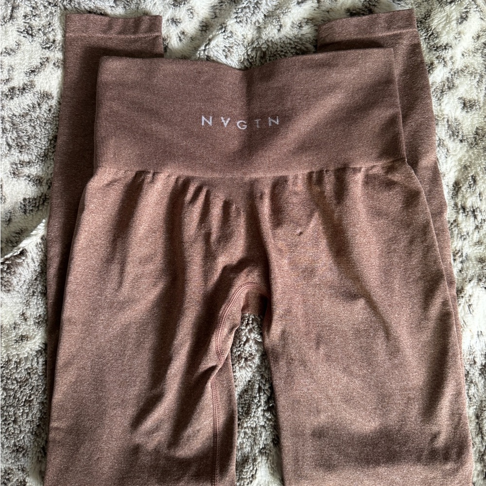 NVGTN Leggings